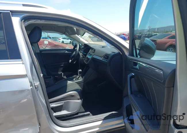 3VV3B7AX9NM067410: 42900264