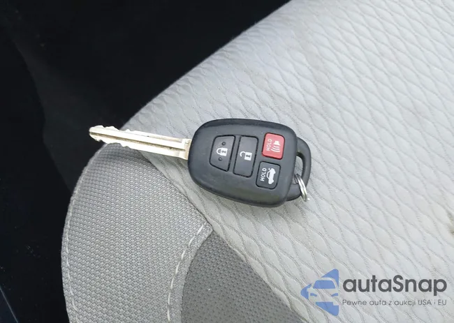 2T1BURHE0KC143847: 42900291