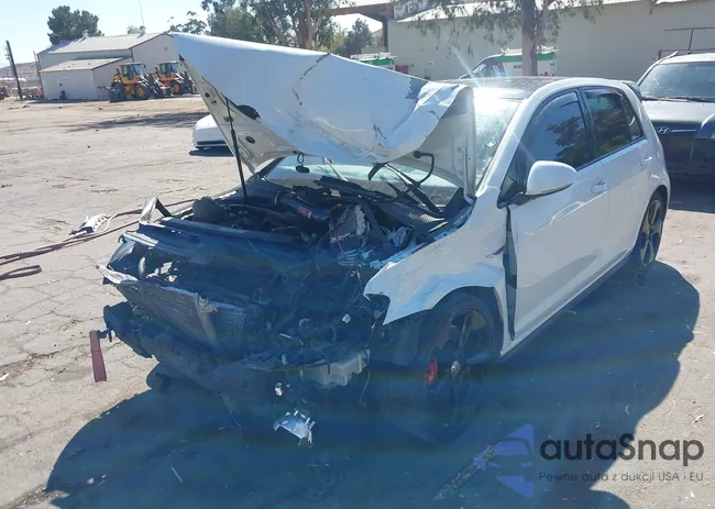 3VW447AU8FM056030: 42899480