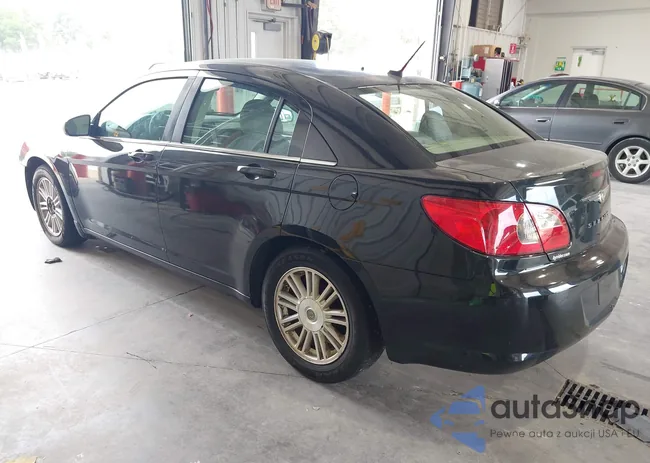 1C3LC56K58N119420: 42899596