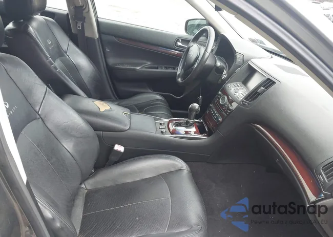 JN1CV6AR3BM402799: 42900334