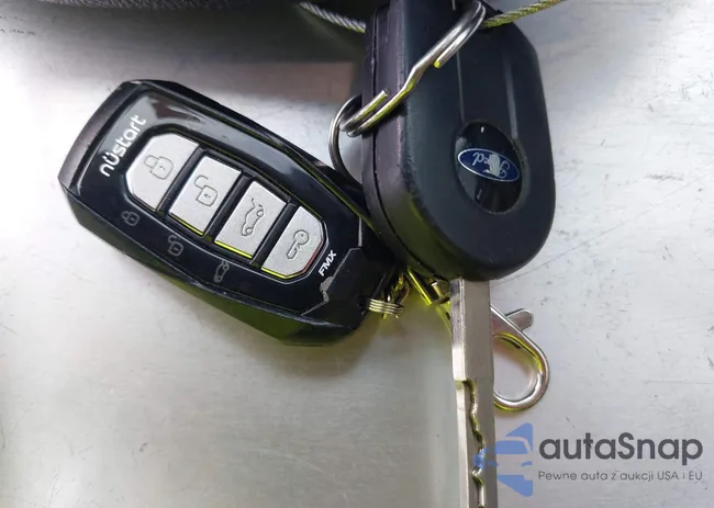 1FMCU0GD5HUB49014: 42901810