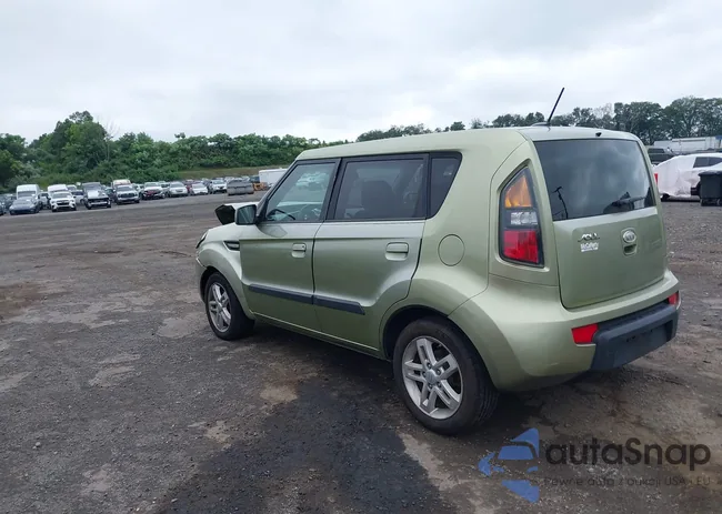 KNDJT2A28A7115669: 42901886