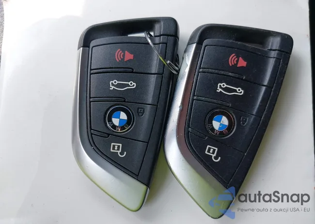 WBXHT3C36GP885133: 42901954