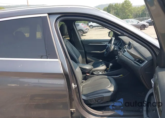 WBXHT3C36GP885133: 42901954