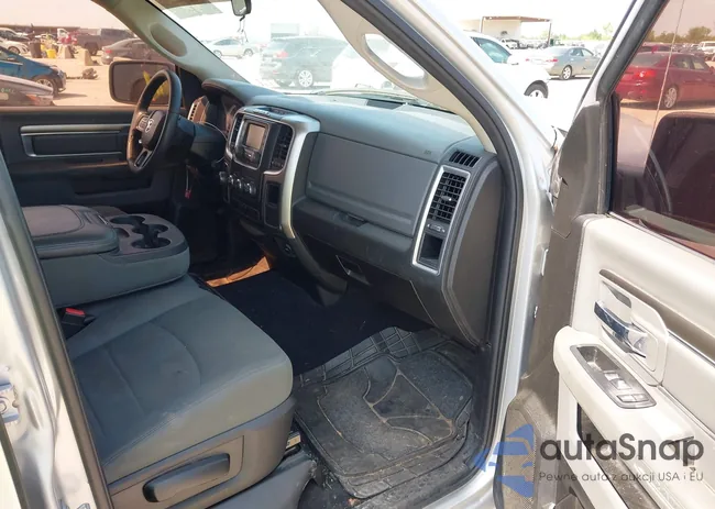 1C6RR6TT5KS509358: 42902132