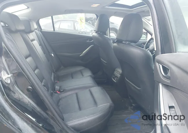 JM1GJ1V63F1165669: 42901286