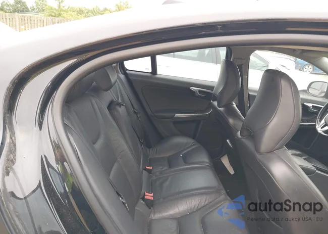 YV1622FS2C2133077: 42901287