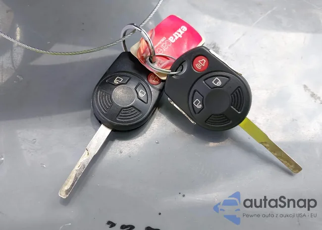 1FMCU0GDXJUD47481: 42901347