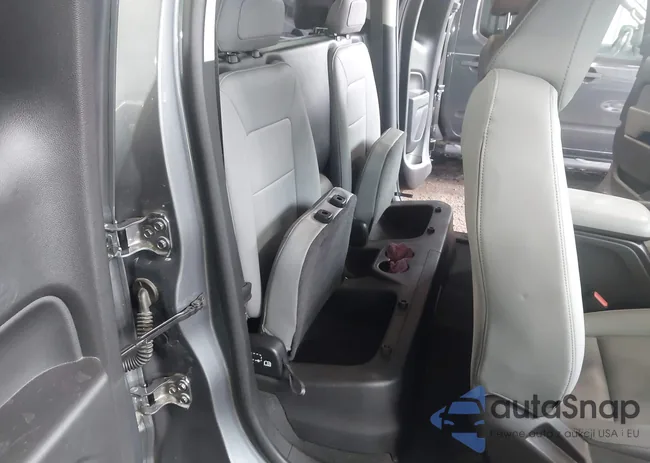 1GCHSBEA9M1168617: 42902846