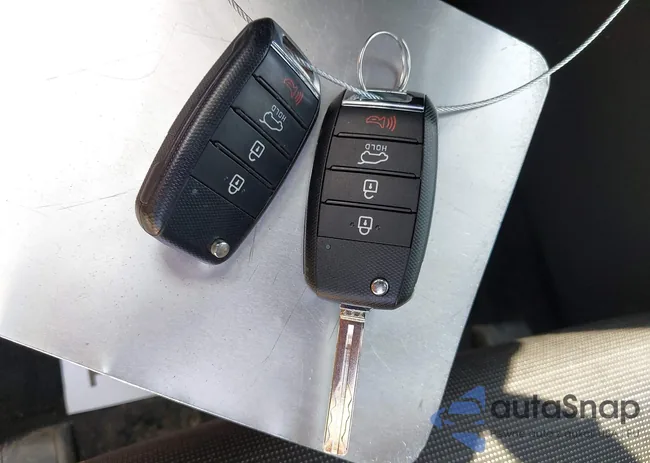 KNDPMCAC3K7612992: 42902880