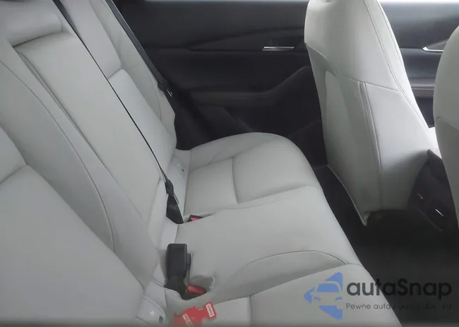 3MVDMBDM7SM815518: 42902887