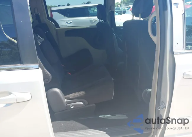 2C4RC1BG4CR126709: 42902895