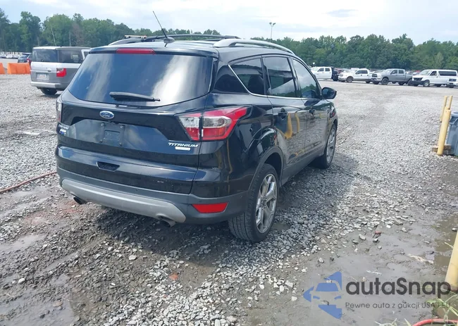 1FMCU0JD8HUC59418: 42903005