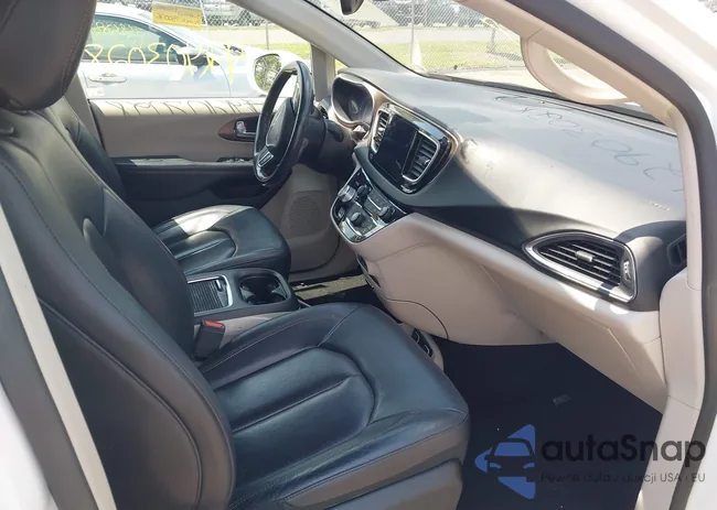 2C4RC1EG2KR576496: 42903028