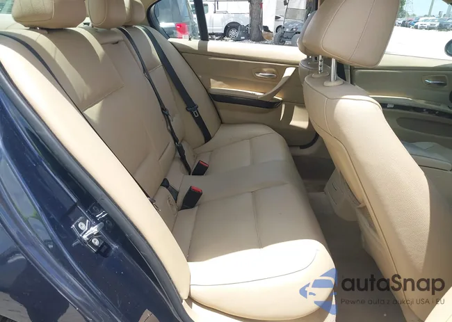 WBAVC73558KX91152: 42903057