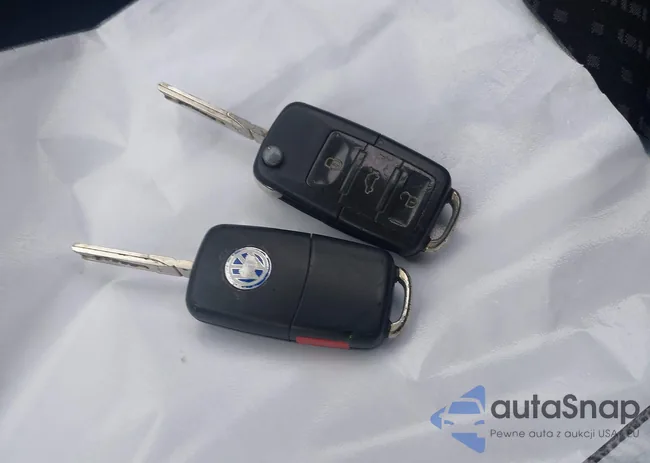 9BWFL61J844000439: 42903107