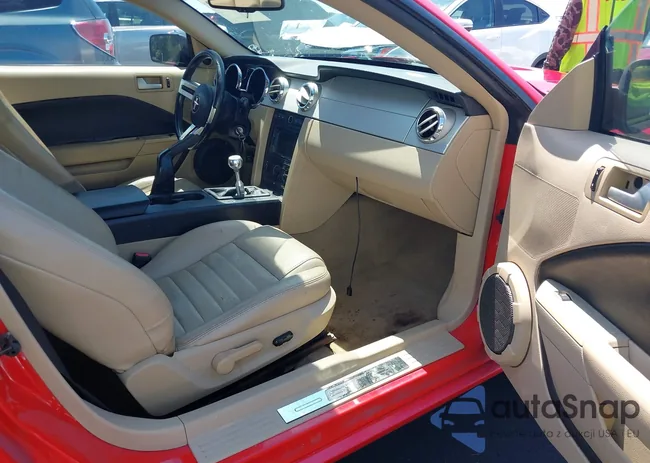 1ZVHT82H885145259: 42903169