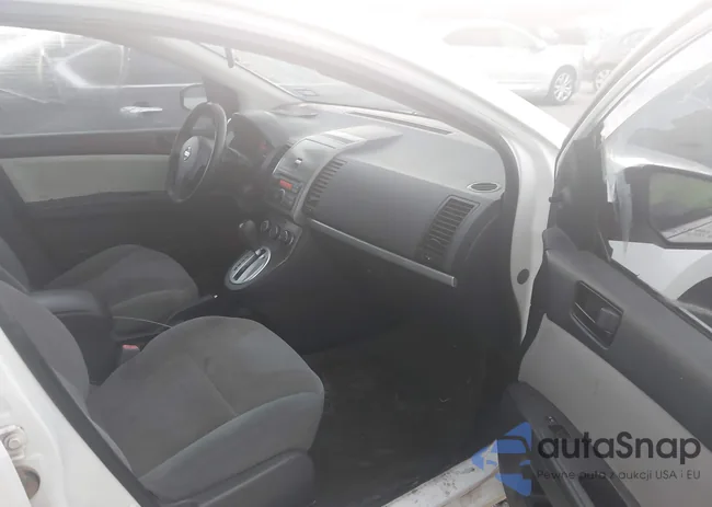 3N1AB6AP5AL656053: 42903178