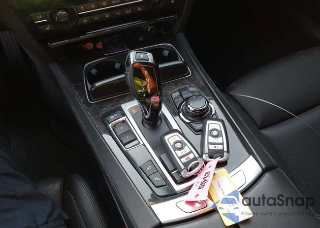 WBAYE8C52DD132201: 42903249