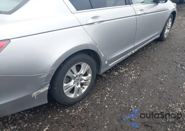 1HGCP264X9A086649: 42902324