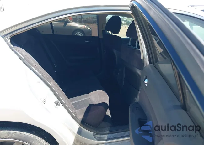 1N4AA5AP7CC869889: 42902353