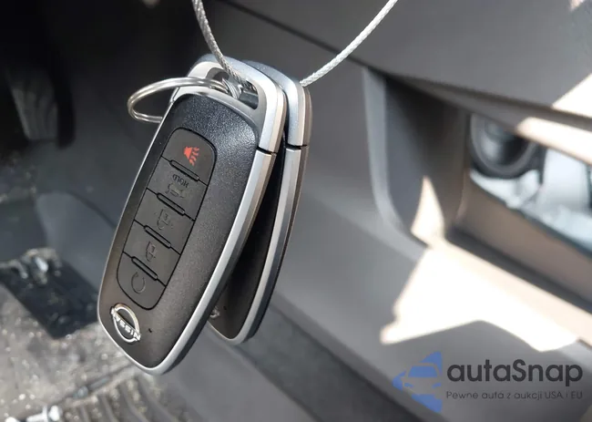 JN8BT3CB0SW155876: 42902356