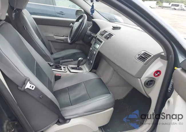 YV1382MW9A2526949: 42902429