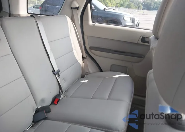 1FMCU5K32CKB06203: 42902475