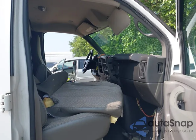 1GCWGFCF6F1151159: 42902478