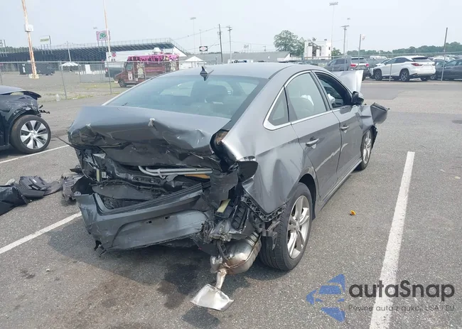 5NPE34AF7JH711559: 42902595