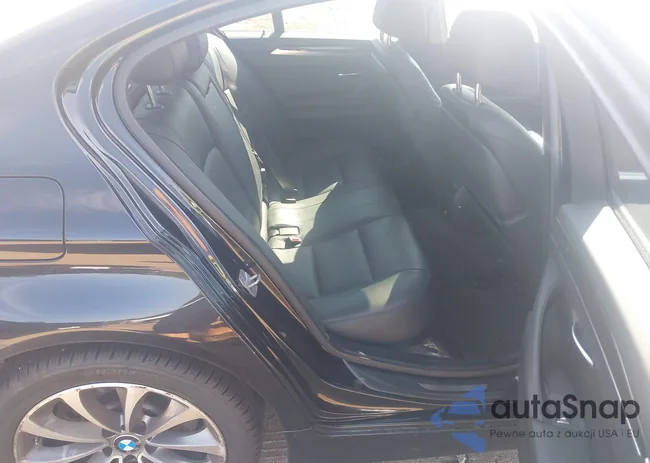 WBA5A7C55GG642893: 42902660