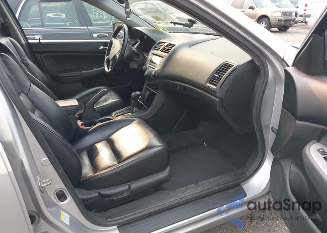 1HGCM56877A094055: 42903768