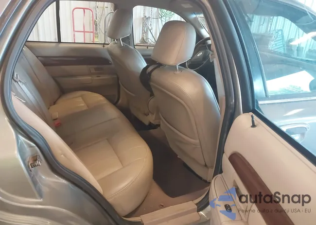 2MEFM75W63X633689: 42903827