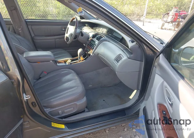 4T1BF28BX4U339688: 42904089