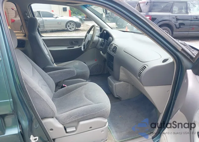 4M2DV11W3TDJ23777: 42904094