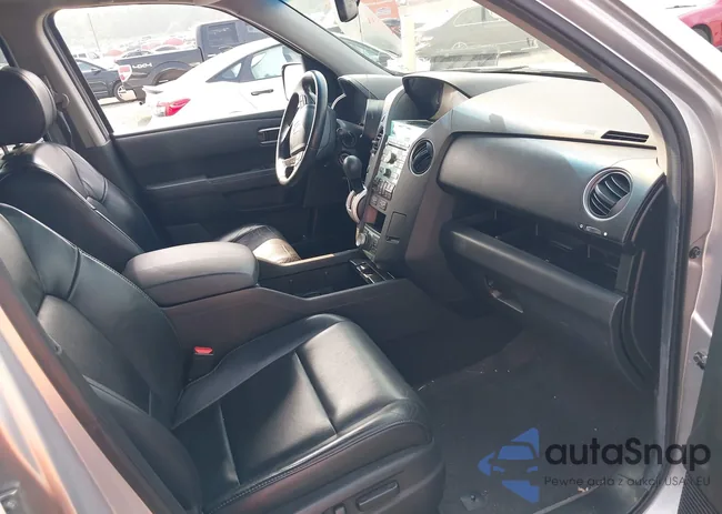 5FNYF4H77BB102426: 42904172