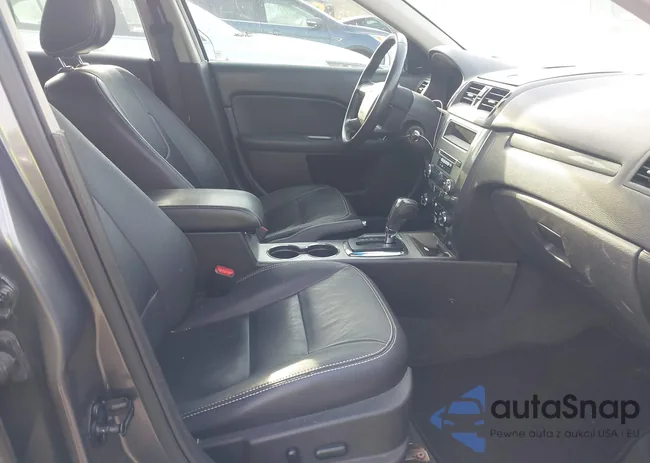 3FAHP0JG6CR112063: 42903316