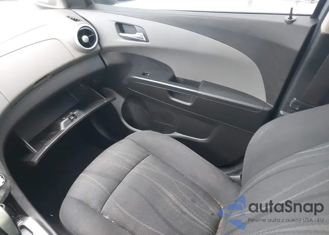 1G1JD5SH1H4157705: 42903365