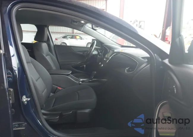 1G1ZE5ST8GF278741: 42903671