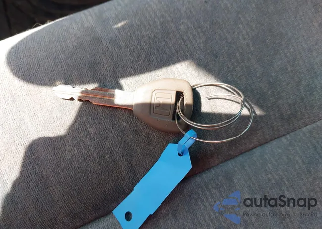 2HKRL18641H533289: 42904894