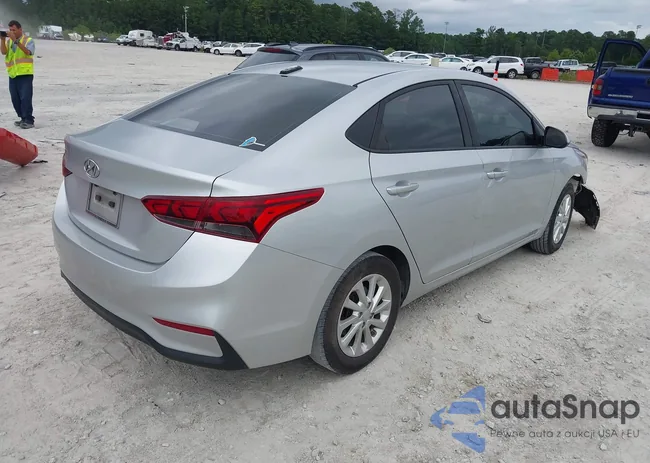 3KPC24A34JE024124: 42904959