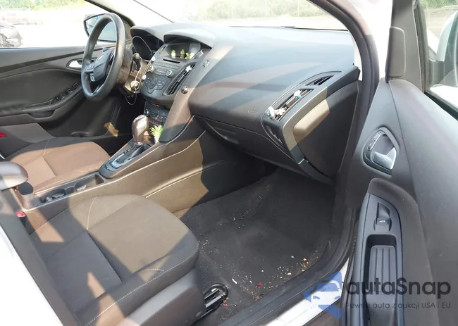 1FADP3F2XGL377974: 42905171