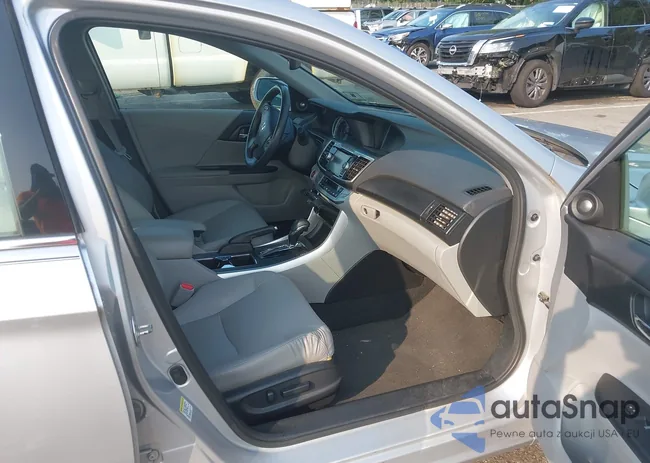 1HGCR3F89DA029239: 42905243