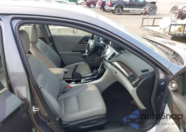 1HGCR2F85GA033383: 42904350