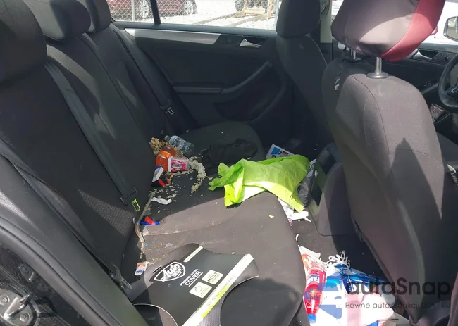 3VWD17AJ4FM353231: 42904374