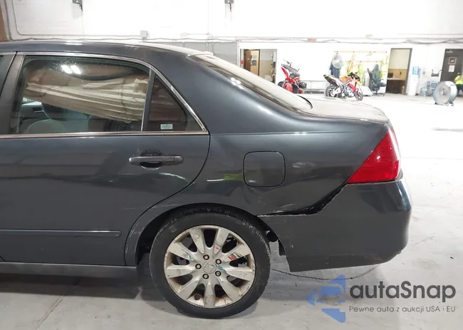 1HGCM663X6A048356: 42905738