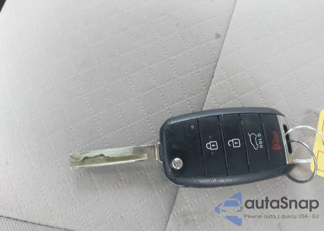 5XYPG4A39HG237845: 42905890