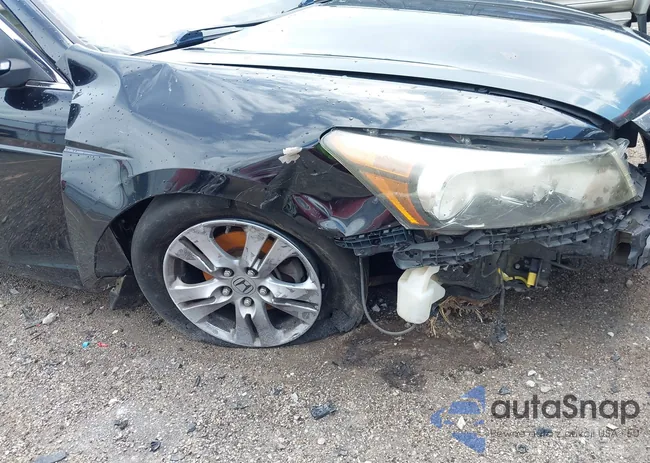 1HGCP2F61CA101371: 42905911