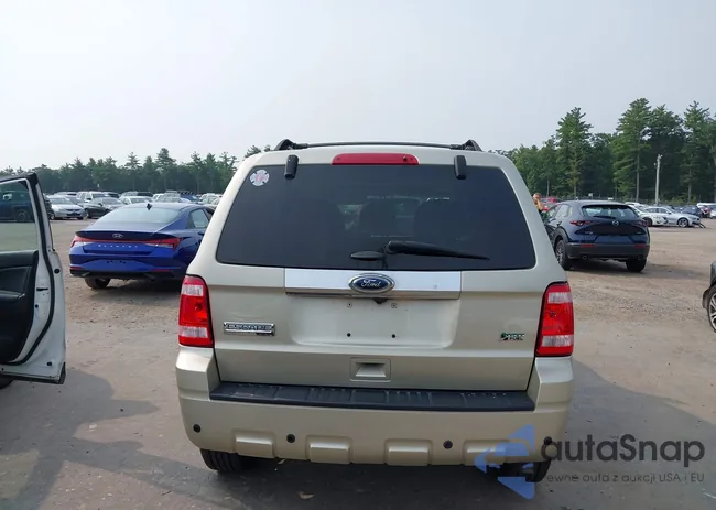 1FMCU9EG0BKB69899: 42905366